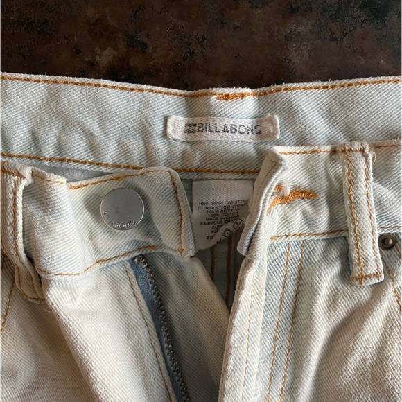 Billabong Saltwash Denim Distressed Jean Shorts - Picture 3 of 5
